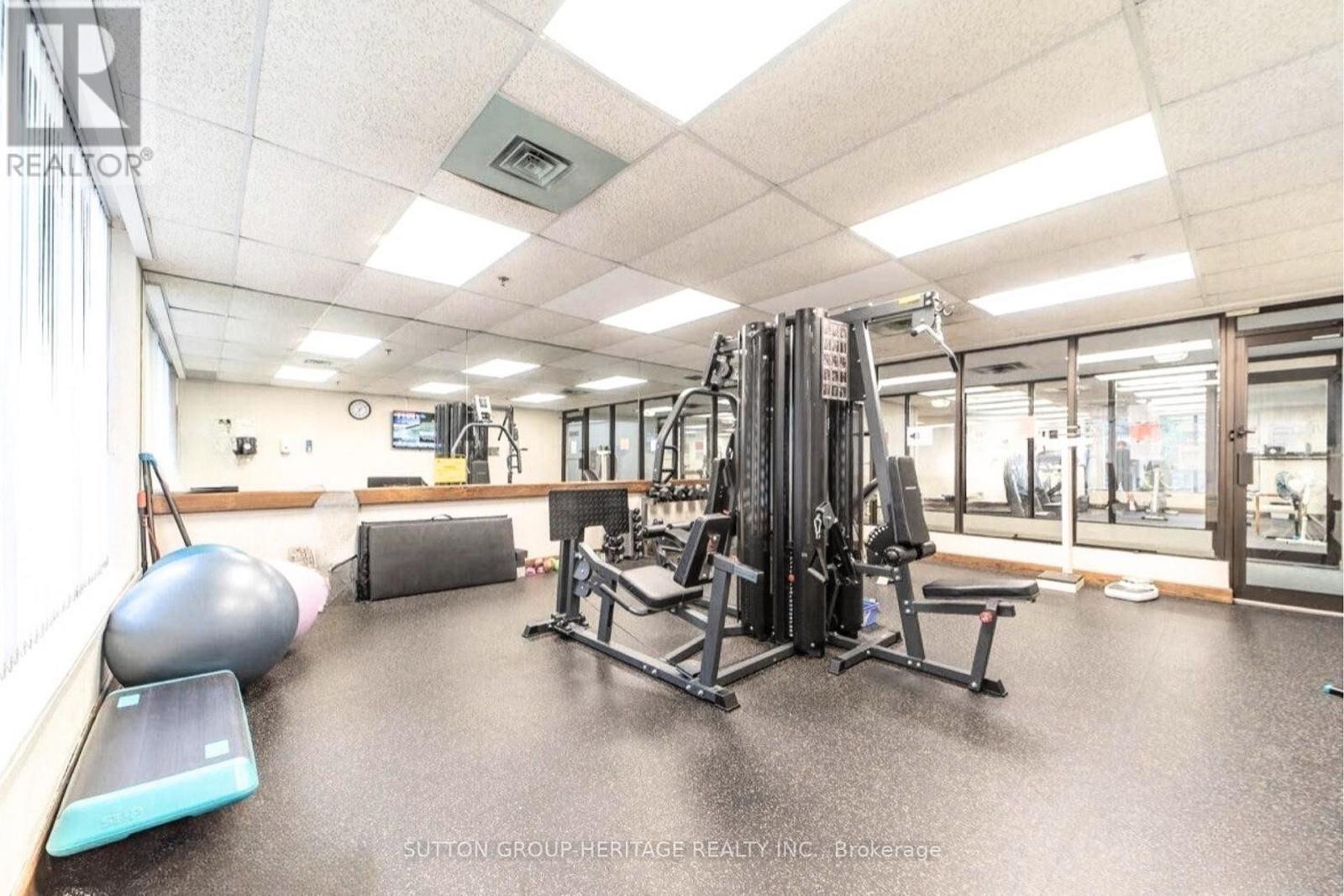 1405 - 24 Hanover Road, Brampton, Ontario  L6S 5K8 - Photo 27 - W12966660