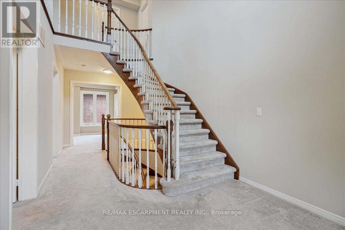 105 River Glen Boulevard, Oakville, Ontario  L6H 5Z5 - Photo 21 - W12966678