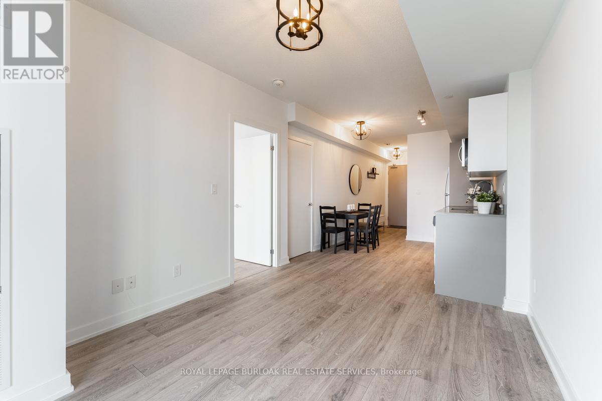 A504 - 3210 Dakota Common, Burlington, Ontario  L7M 2A8 - Photo 7 - W12966682