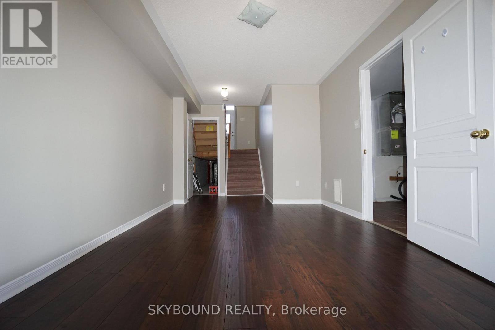 2461 Adamvale Crescent, Oakville, Ontario  L6M 0E1 - Photo 8 - W12965662