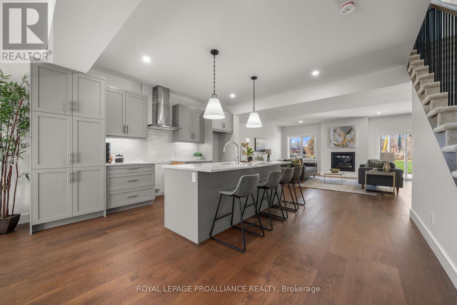 44 Fraser Drive, Quinte West, Ontario  K0K 1E0 - Photo 6 - X12562098