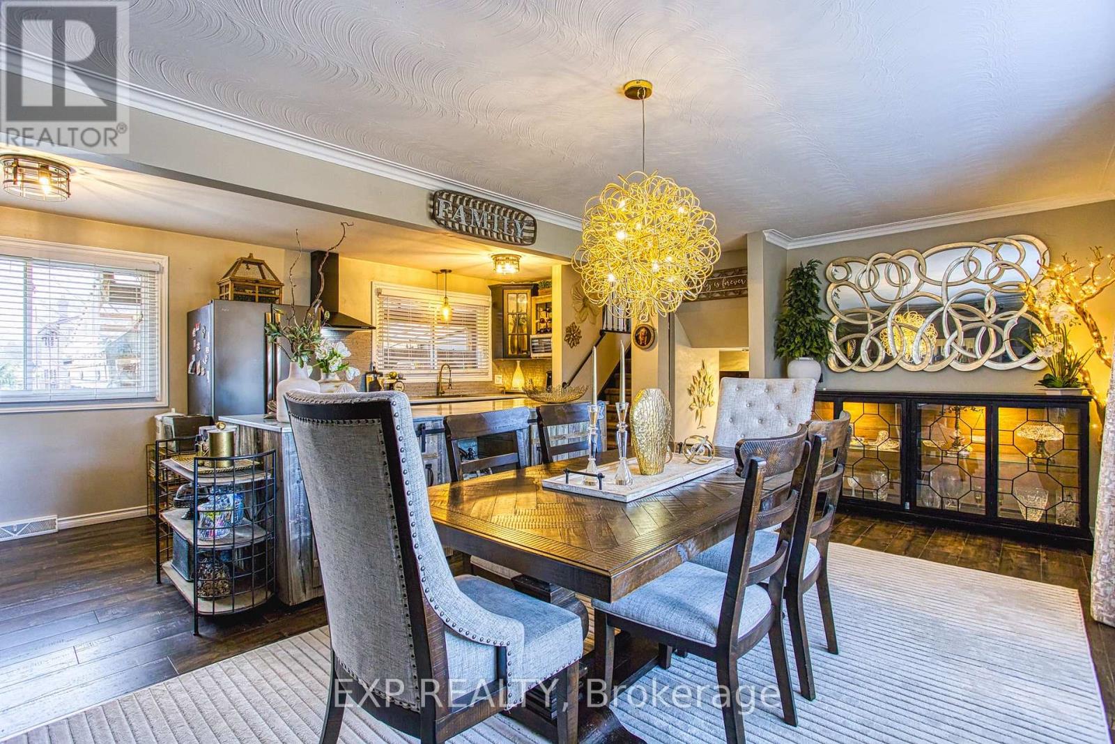 4504 Queensway Gardens, Niagara Falls, Ontario  L2E 6P7 - Photo 13 - X12966562