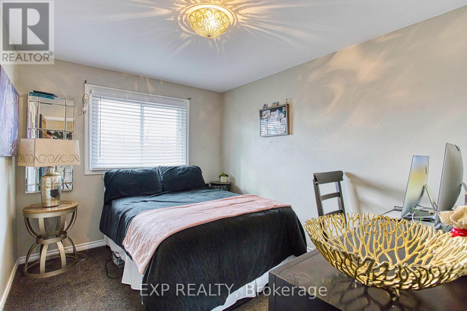 4504 Queensway Gardens, Niagara Falls, Ontario  L2E 6P7 - Photo 29 - X12966562