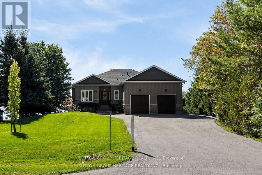 52 Hillside Drive, Kawartha Lakes, Ontario  K0M 2C0 - Photo 2 - X12966586