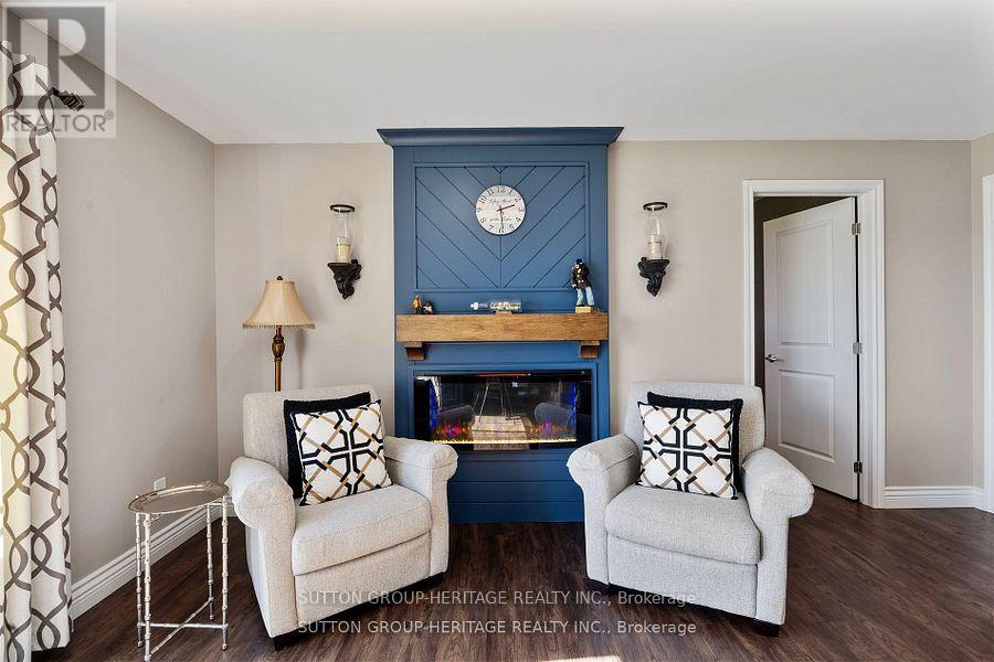 52 Hillside Drive, Kawartha Lakes, Ontario  K0M 2C0 - Photo 35 - X12966586