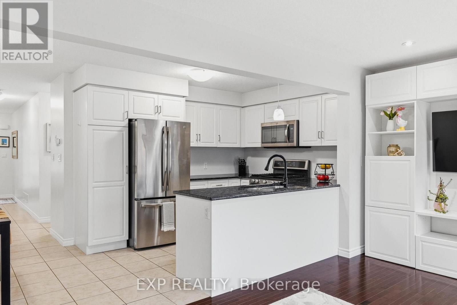 159 William Street, Woolwich, Ontario  N3B 0C2 - Photo 6 - X12966594