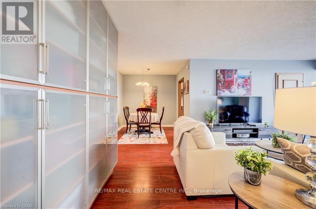 1406 - 81 Church Street, Kitchener, Ontario  N2G 4M1 - Photo 22 - X12966650