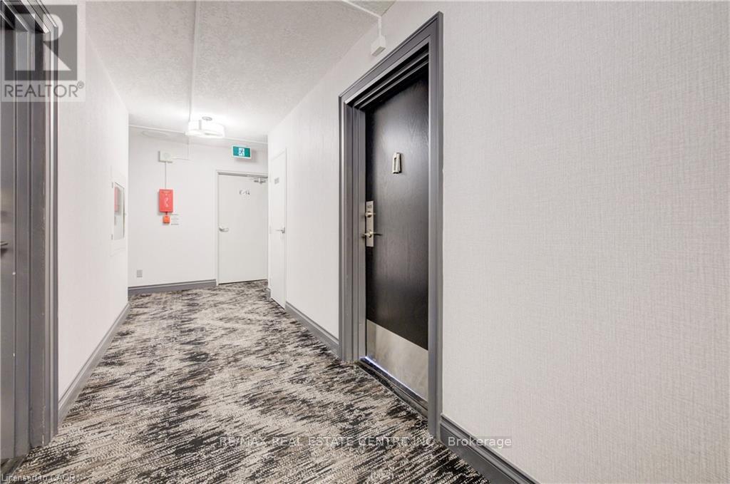 1406 - 81 Church Street, Kitchener, Ontario  N2G 4M1 - Photo 4 - X12966650