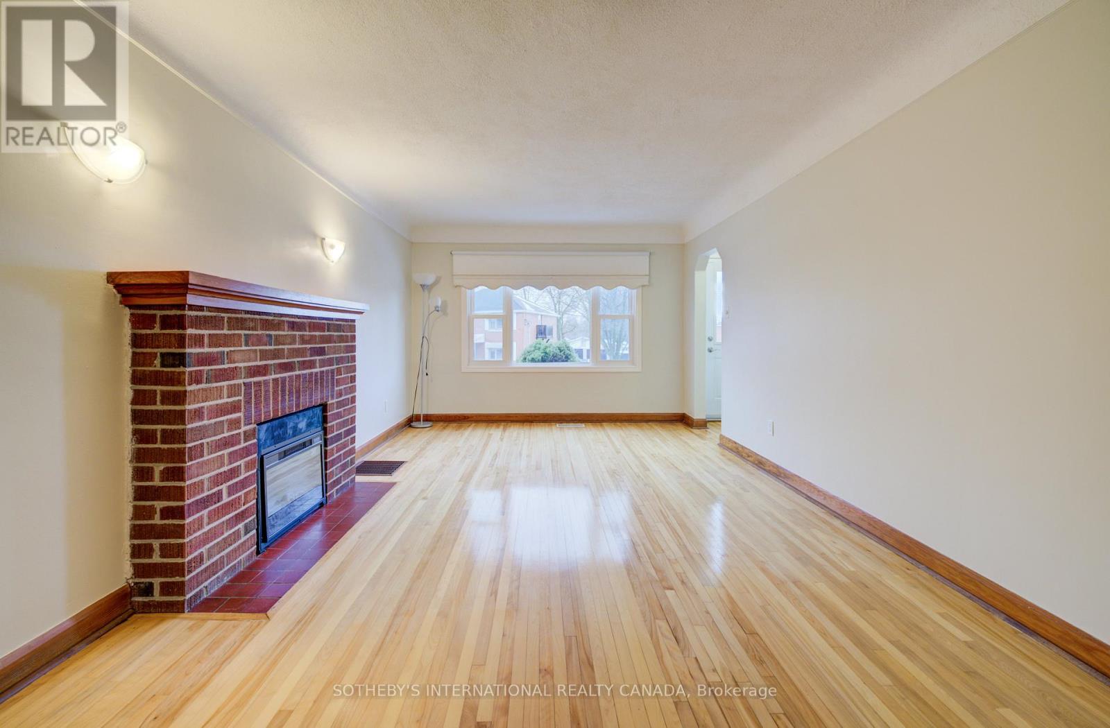 613 Guelph Street, Kitchener, Ontario  N2H 5Y5 - Photo 15 - X12966676