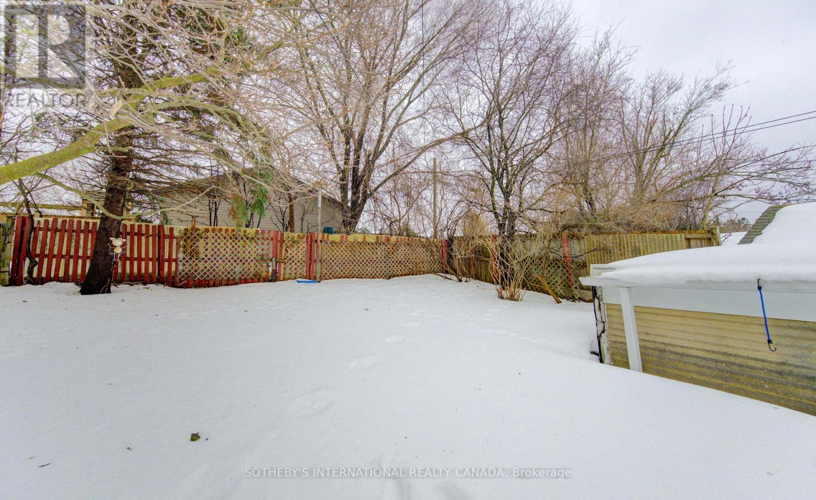 613 Guelph Street, Kitchener, Ontario  N2H 5Y5 - Photo 5 - X12966676