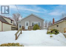 613 GUELPH STREET, Kitchener, Ontario