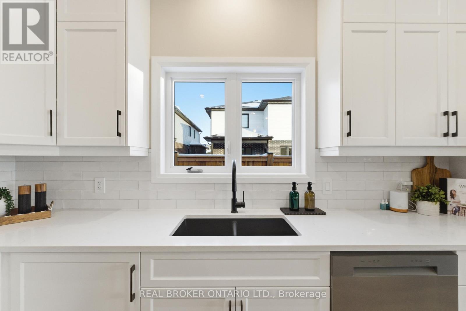 17 - 29 Weymouth Street, Woolwich, Ontario  N3B 0G3 - Photo 11 - X12966680