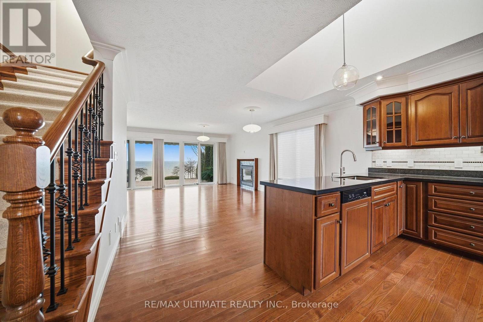 104 Brown Street, Norfolk, Ontario  N0A 1N7 - Photo 3 - X12966708