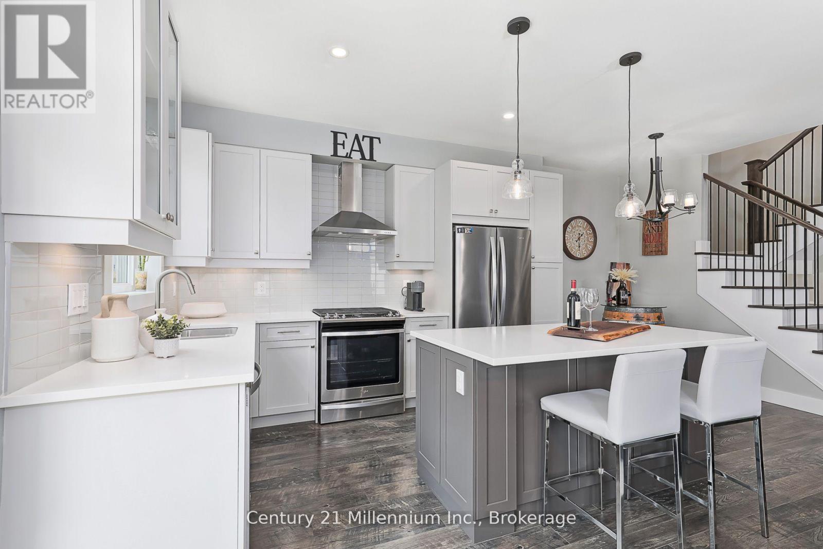 238 Courtland Street, Blue Mountains, Ontario  L9Y 4E2 - Photo 11 - X12966810