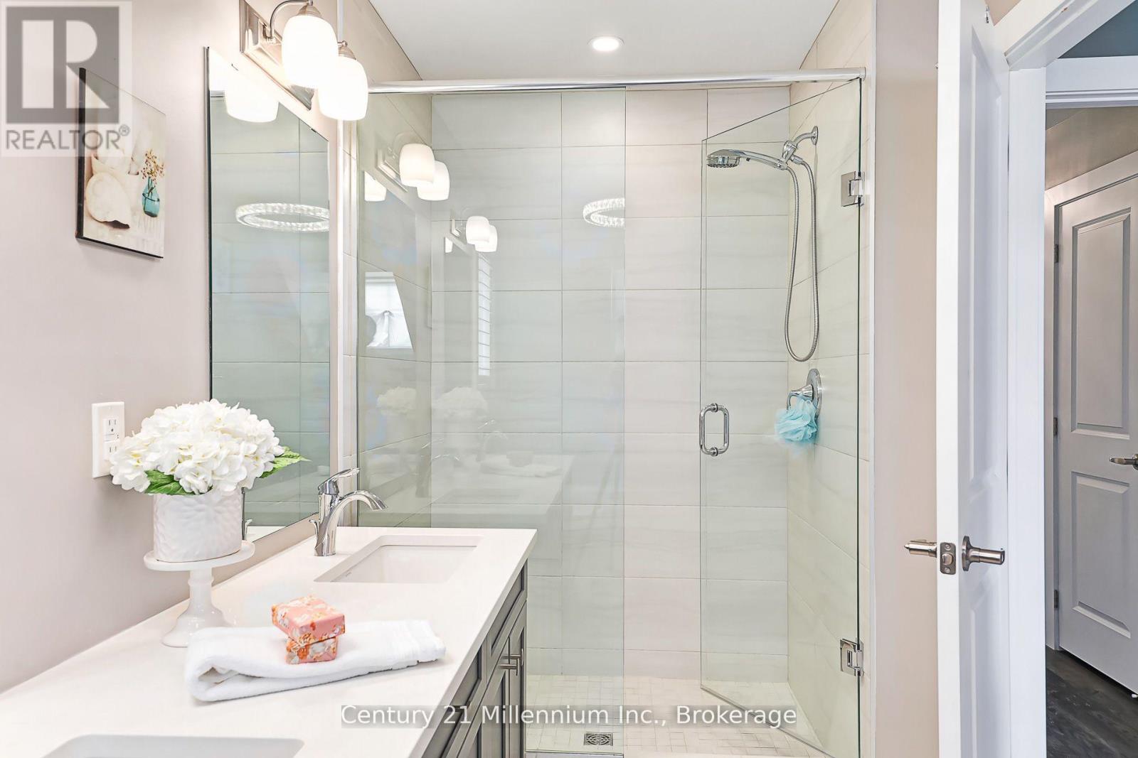 238 Courtland Street, Blue Mountains, Ontario  L9Y 4E2 - Photo 18 - X12966810