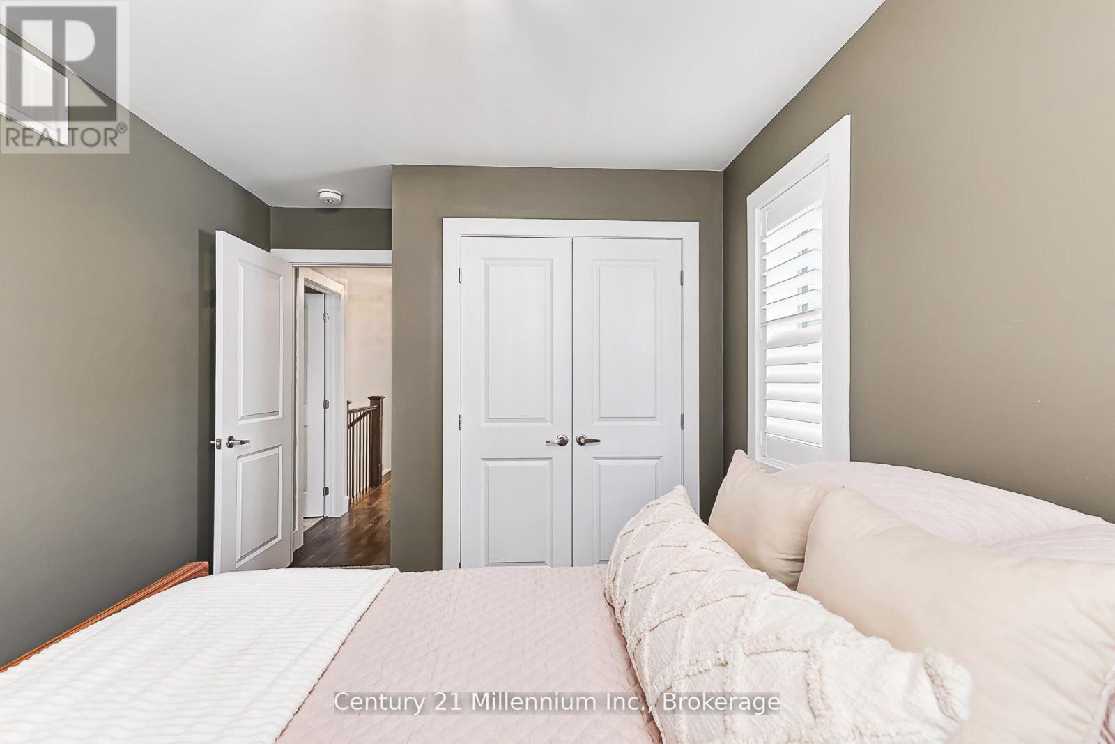 238 Courtland Street, Blue Mountains, Ontario  L9Y 4E2 - Photo 21 - X12966810