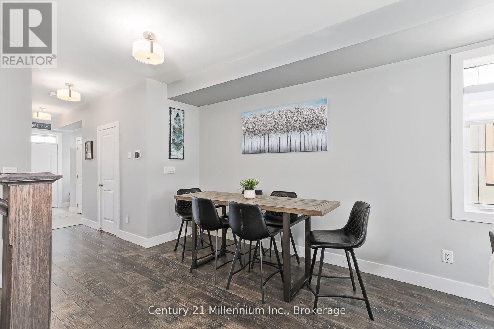 238 Courtland Street, Blue Mountains, Ontario  L9Y 4E2 - Photo 6 - X12966810