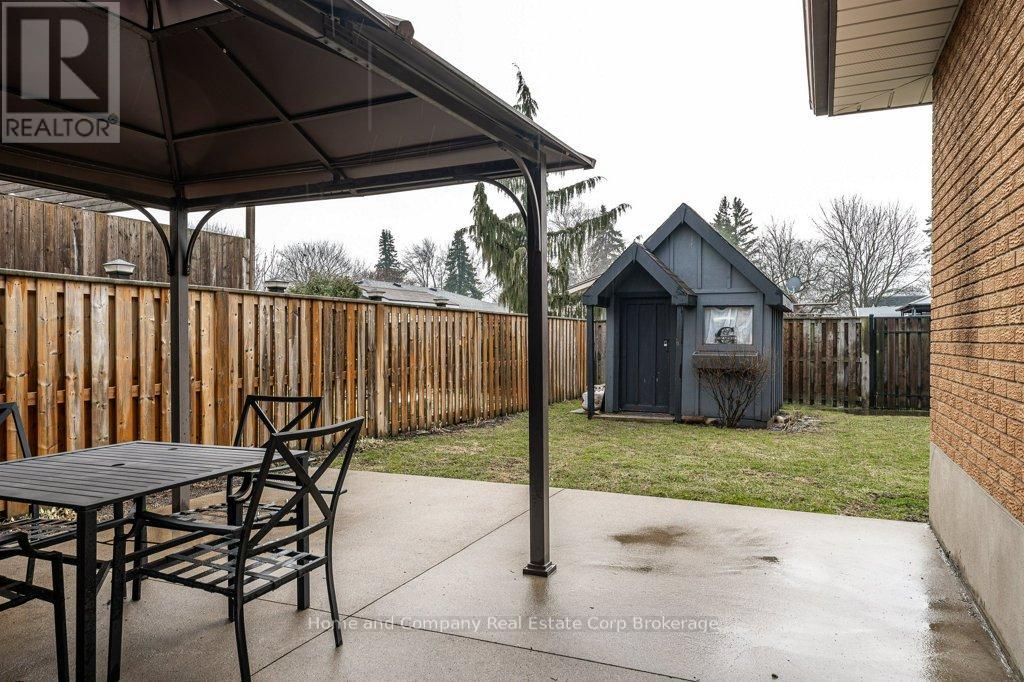 283 Redford Crescent, Stratford, Ontario  N5A 1P4 - Photo 24 - X12966946