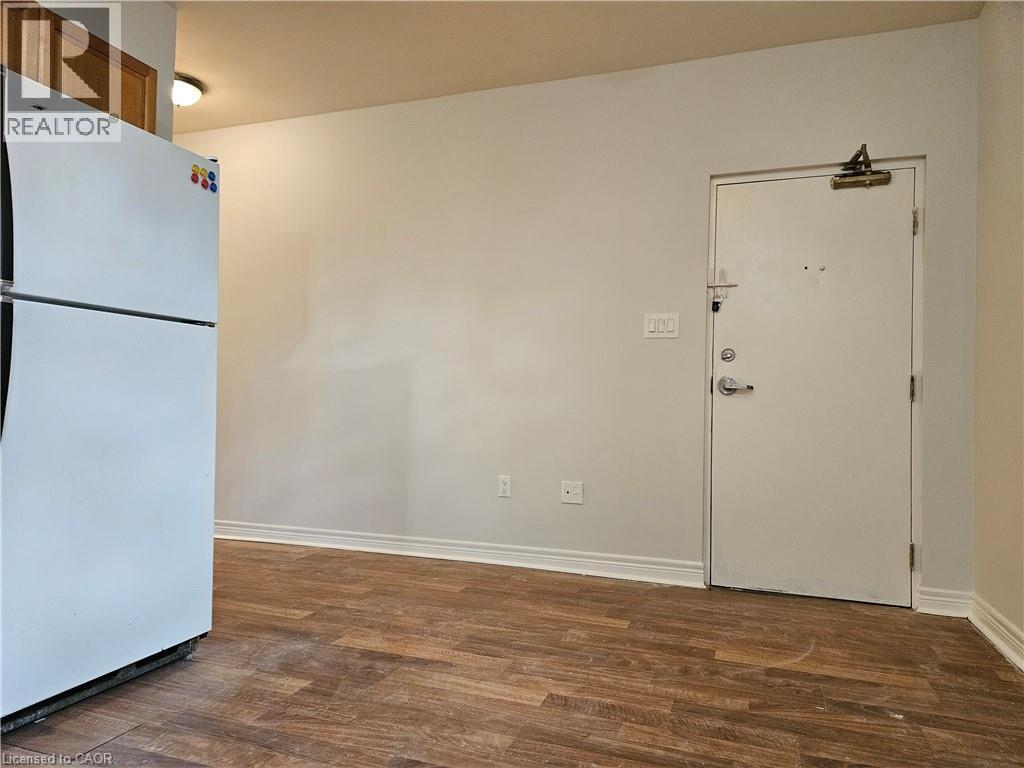 216 Parkdale Avenue N Unit# 2, Hamilton, Ontario  L8H 5X5 - Photo 12 - 40818365