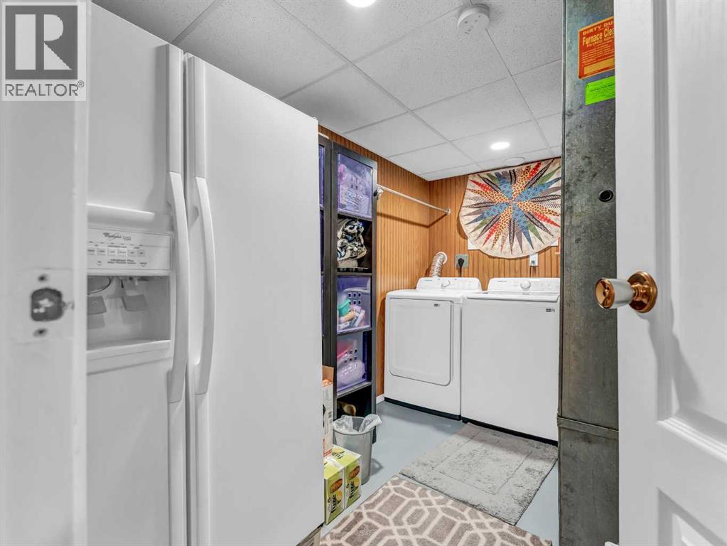 9 East Glen Place Se, Medicine Hat, Alberta  T1B 2W9 - Photo 33 - A2296629