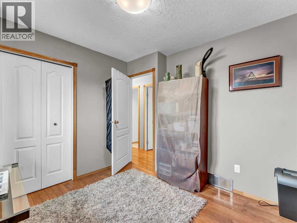 9 East Glen Place Se, Medicine Hat, Alberta  T1B 2W9 - Photo 20 - A2296629