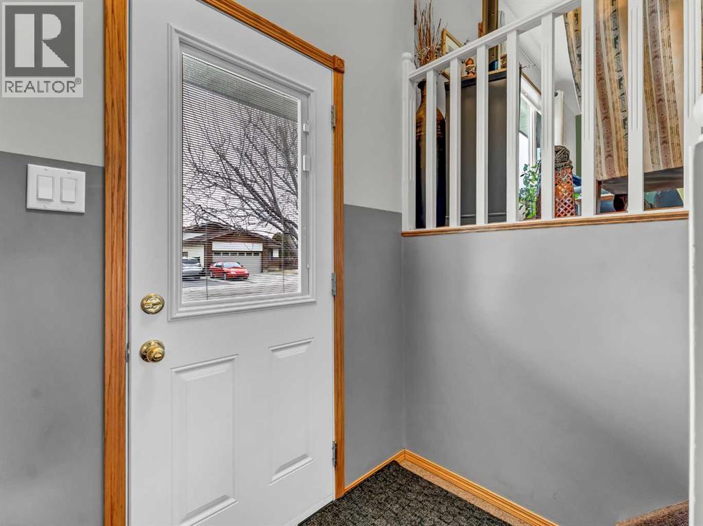 9 East Glen Place Se, Medicine Hat, Alberta  T1B 2W9 - Photo 6 - A2296629