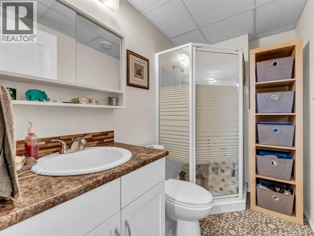 9 East Glen Place Se, Medicine Hat, Alberta  T1B 2W9 - Photo 32 - A2296629