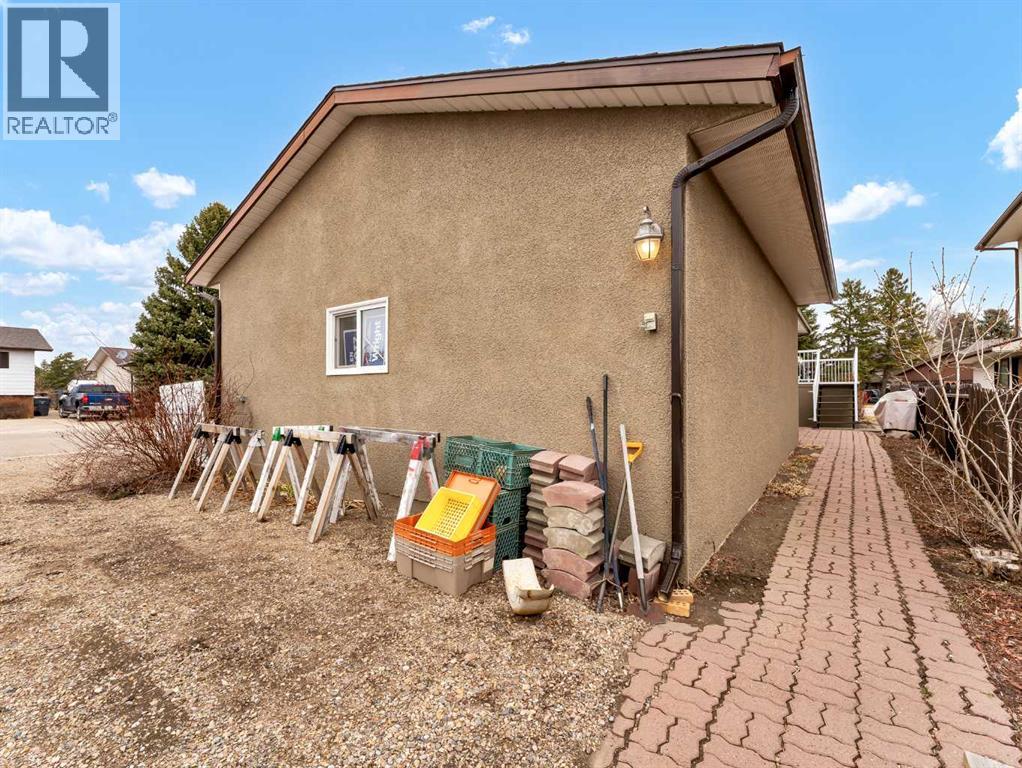 9 East Glen Place Se, Medicine Hat, Alberta  T1B 2W9 - Photo 42 - A2296629