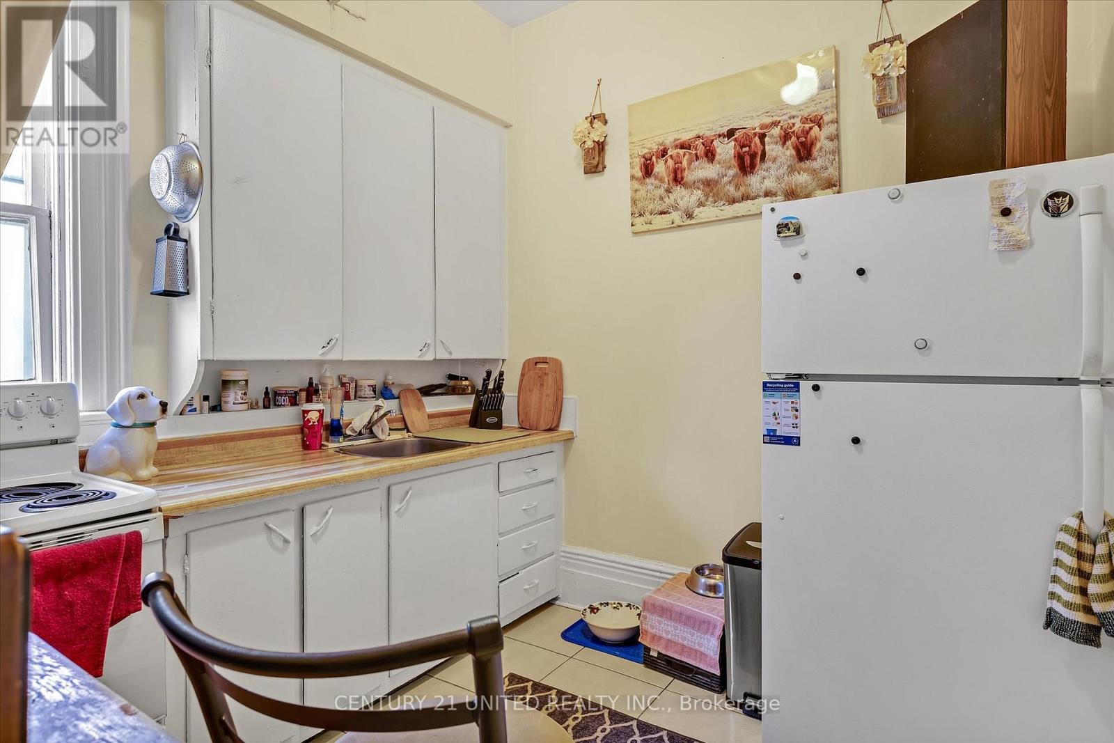 550 Aylmer Street N, Peterborough, Ontario  K9H 3W7 - Photo 3 - X12966962