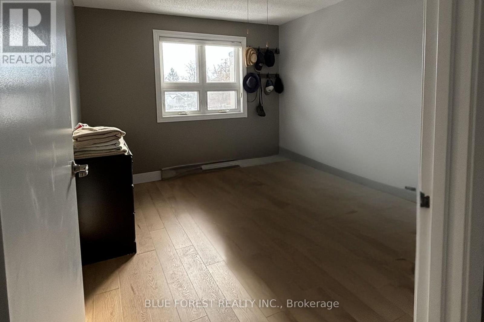 402 - 1 Jacksway Crescent, London North, Ontario  N5X 3T5 - Photo 6 - X12966726