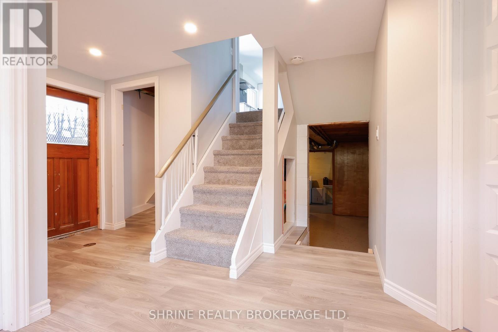 670 Victoria Street, London East, Ontario  N5Y 4C1 - Photo 31 - X12966860