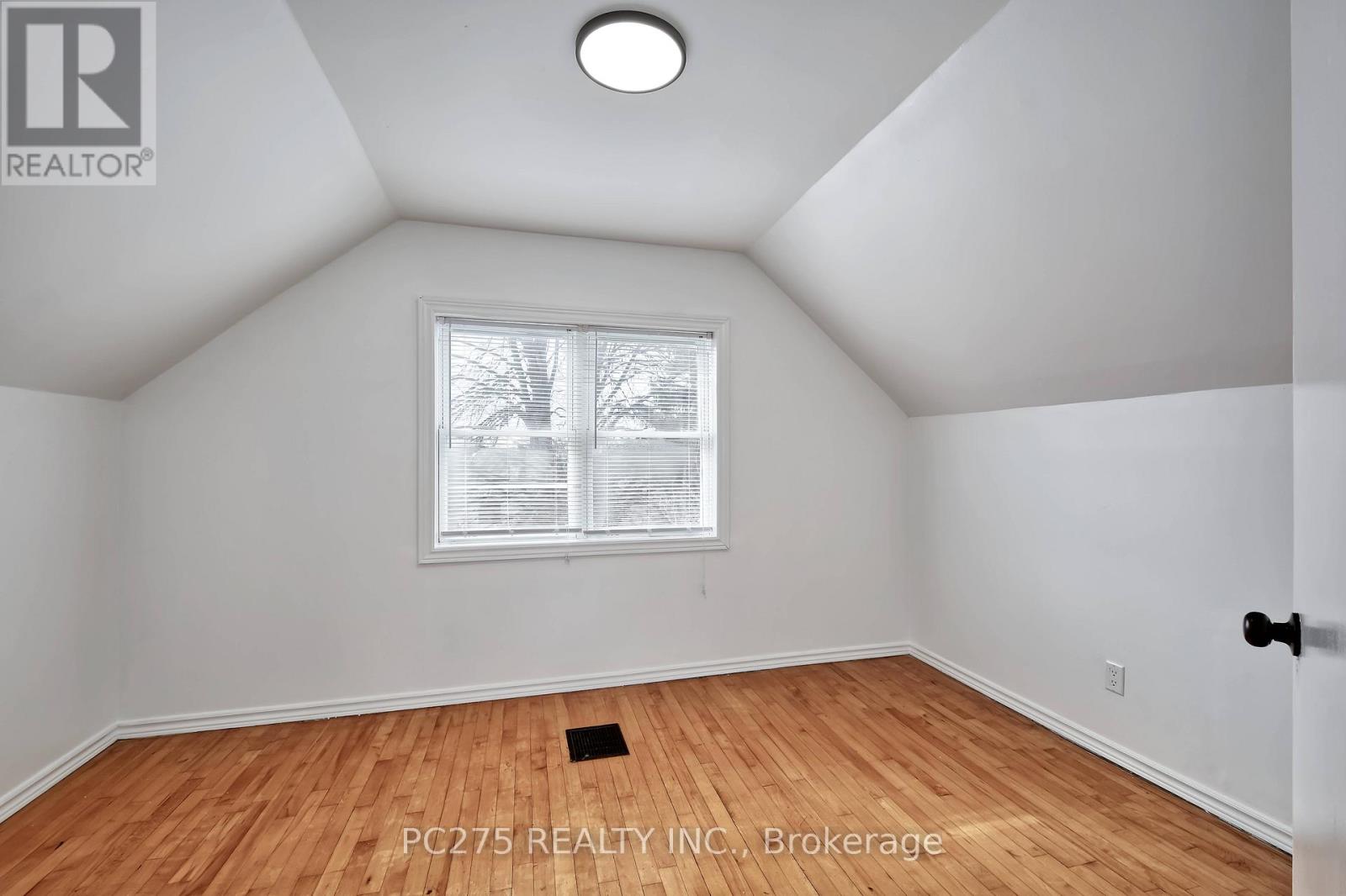 2 Wistow Street, London East, Ontario  N5Y 1C8 - Photo 16 - X12966916