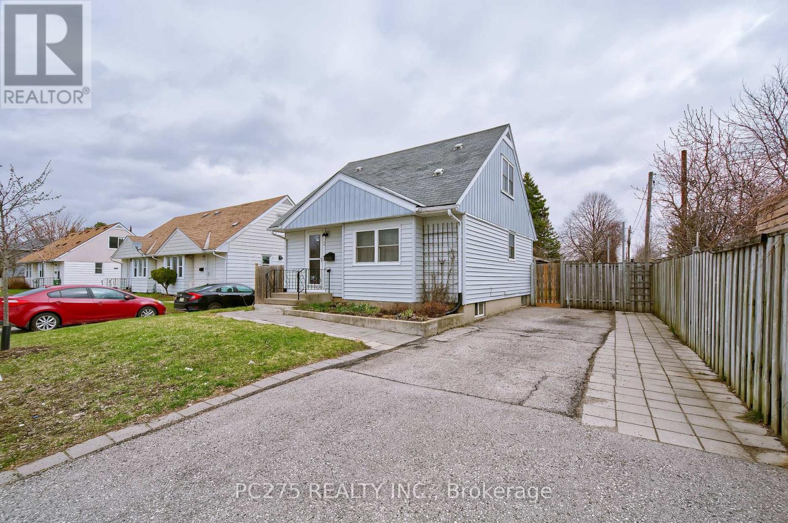 2 Wistow Street, London East, Ontario  N5Y 1C8 - Photo 2 - X12966916