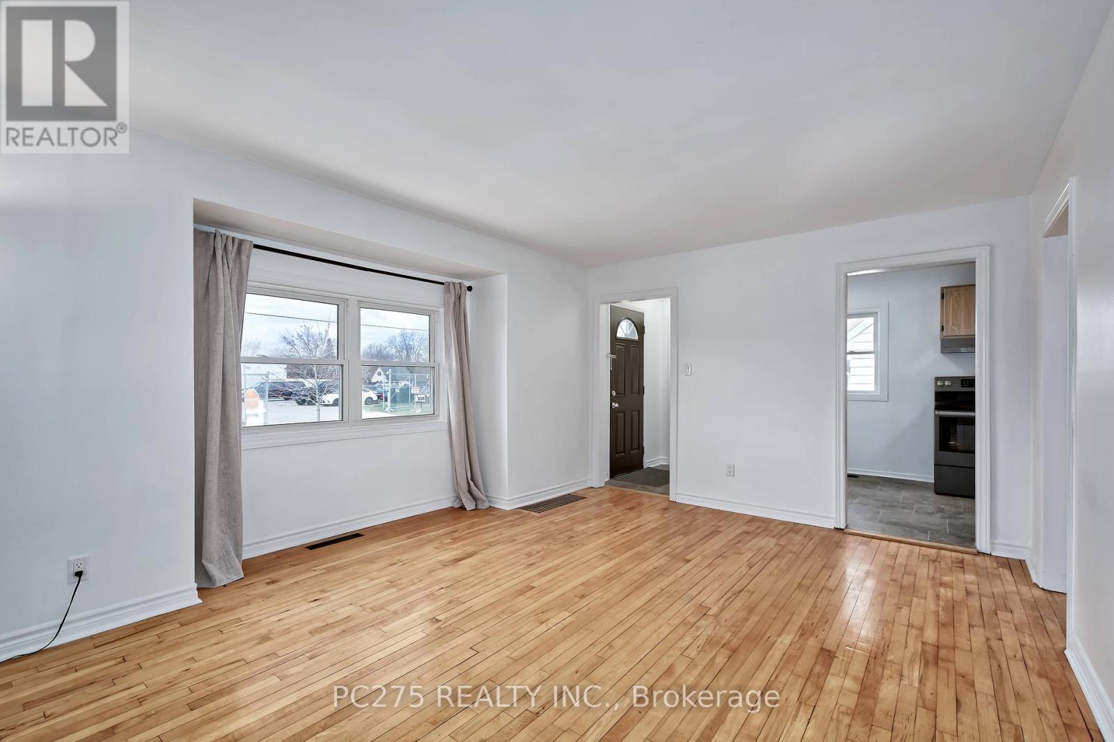 2 Wistow Street, London East, Ontario  N5Y 1C8 - Photo 6 - X12966916