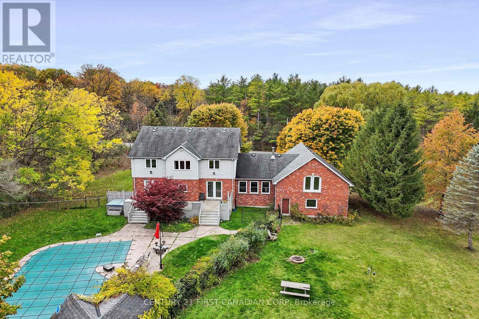 1738 WOODHULL ROAD, London South, Ontario