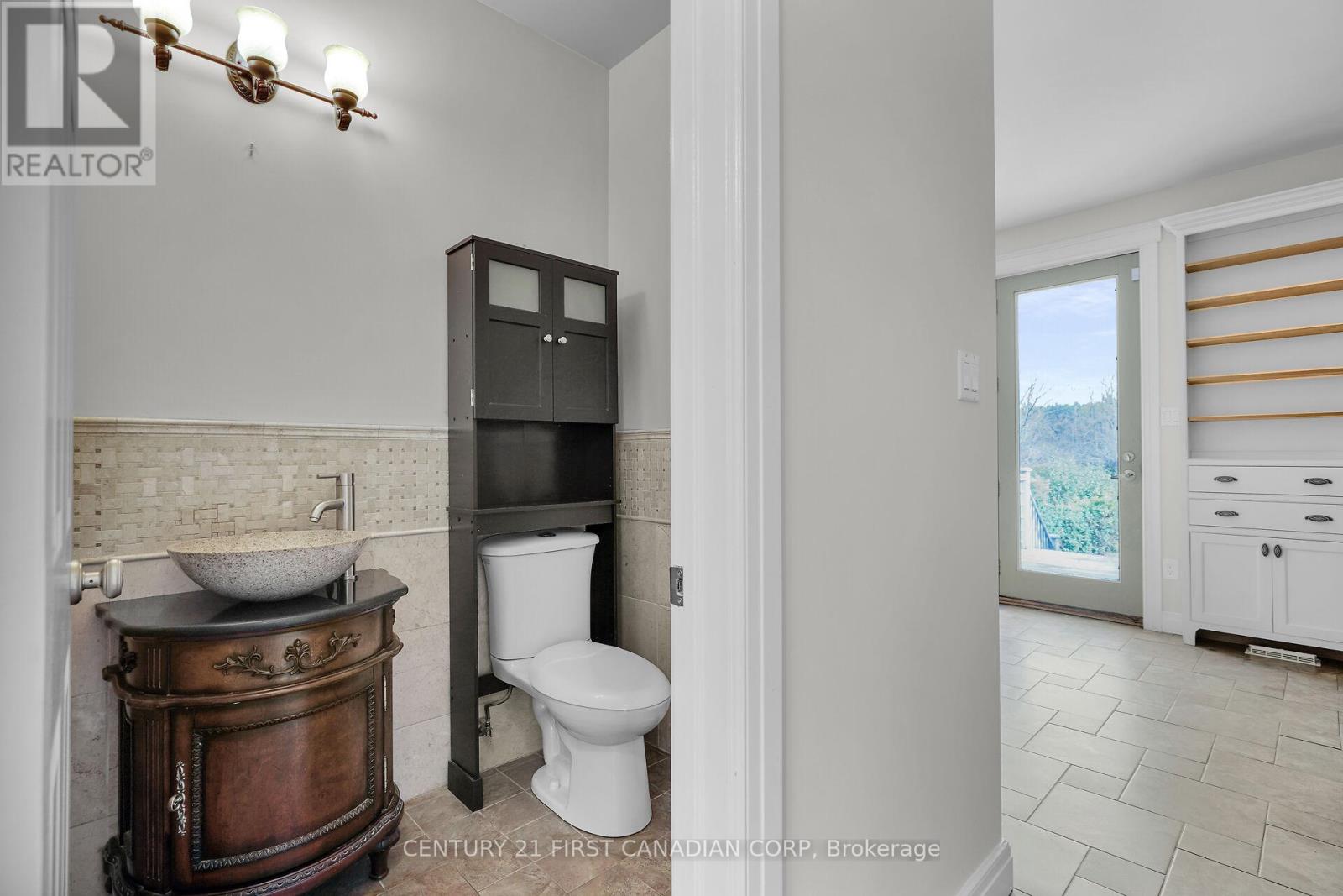 1738 Woodhull Road, London South (South B), Ontario  N6K 4M6 - Photo 19 - X12966990