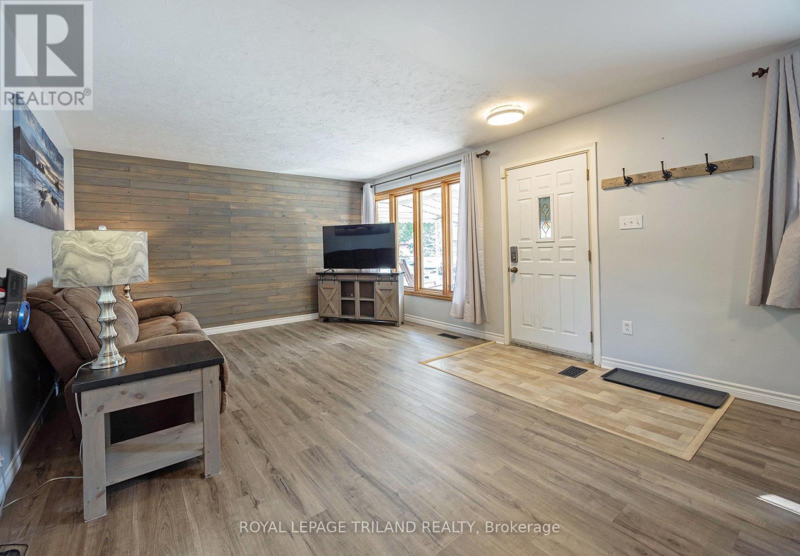 107 Susan Avenue, London East, Ontario  N5V 2G3 - Photo 6 - X12967008