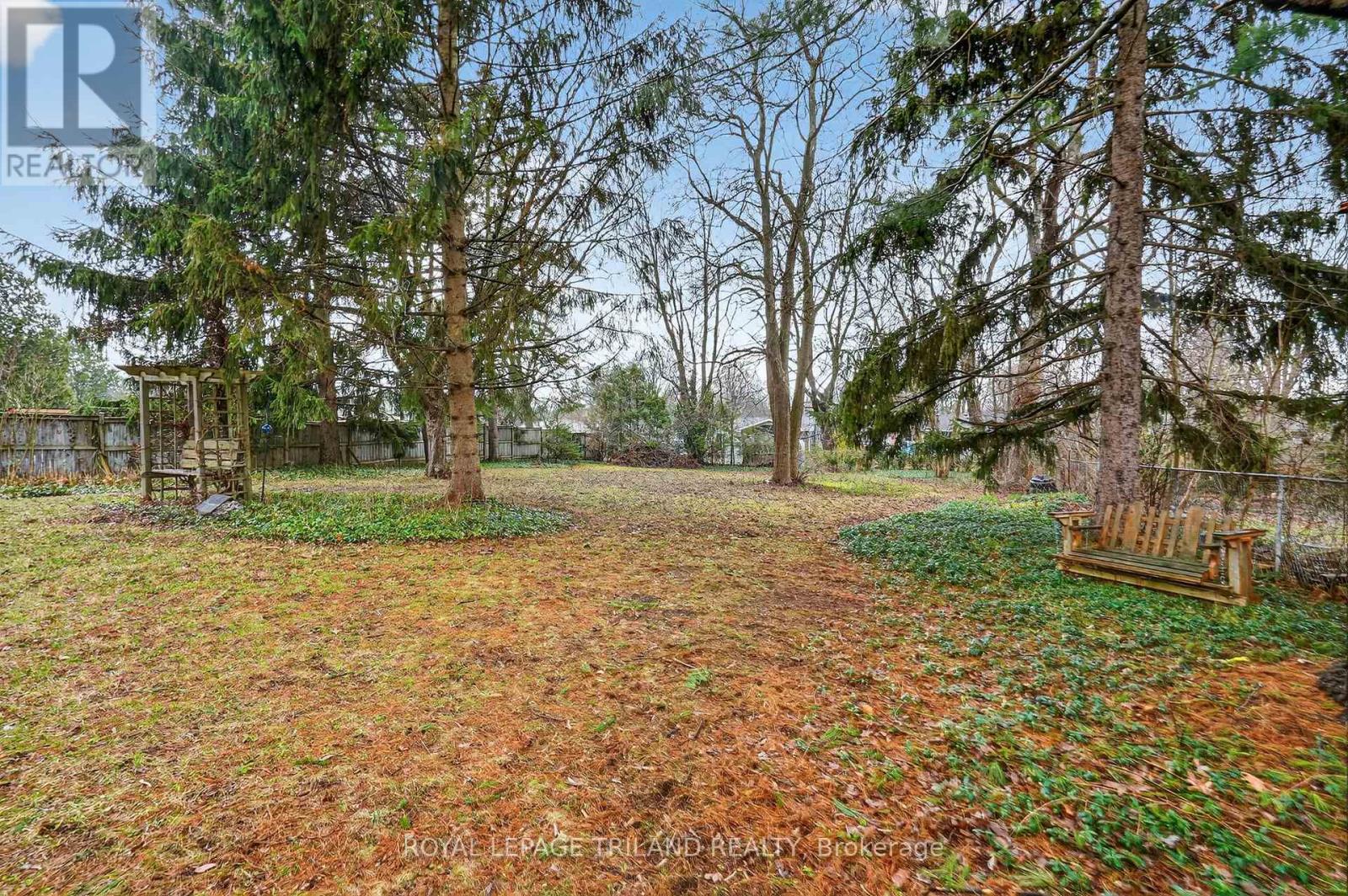 501 Boler Road, London South, Ontario  N6K 2K8 - Photo 35 - X12967014