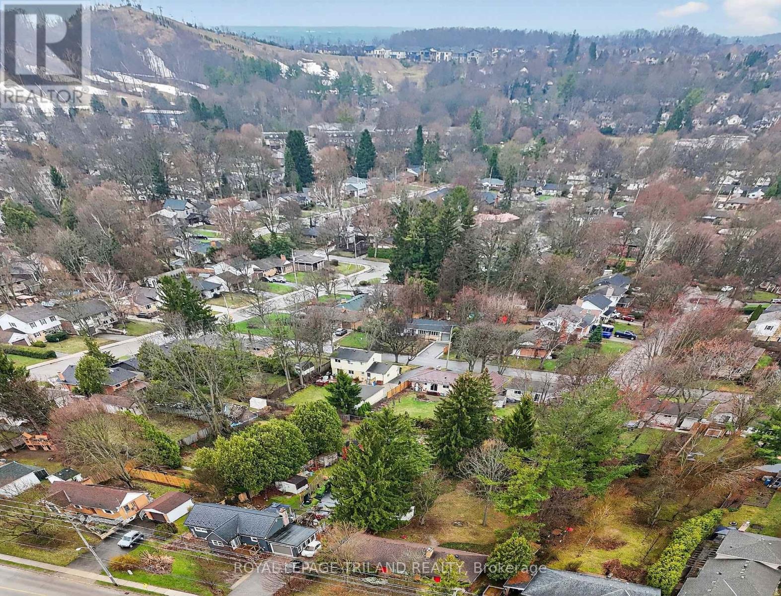 501 Boler Road, London South, Ontario  N6K 2K8 - Photo 42 - X12967014