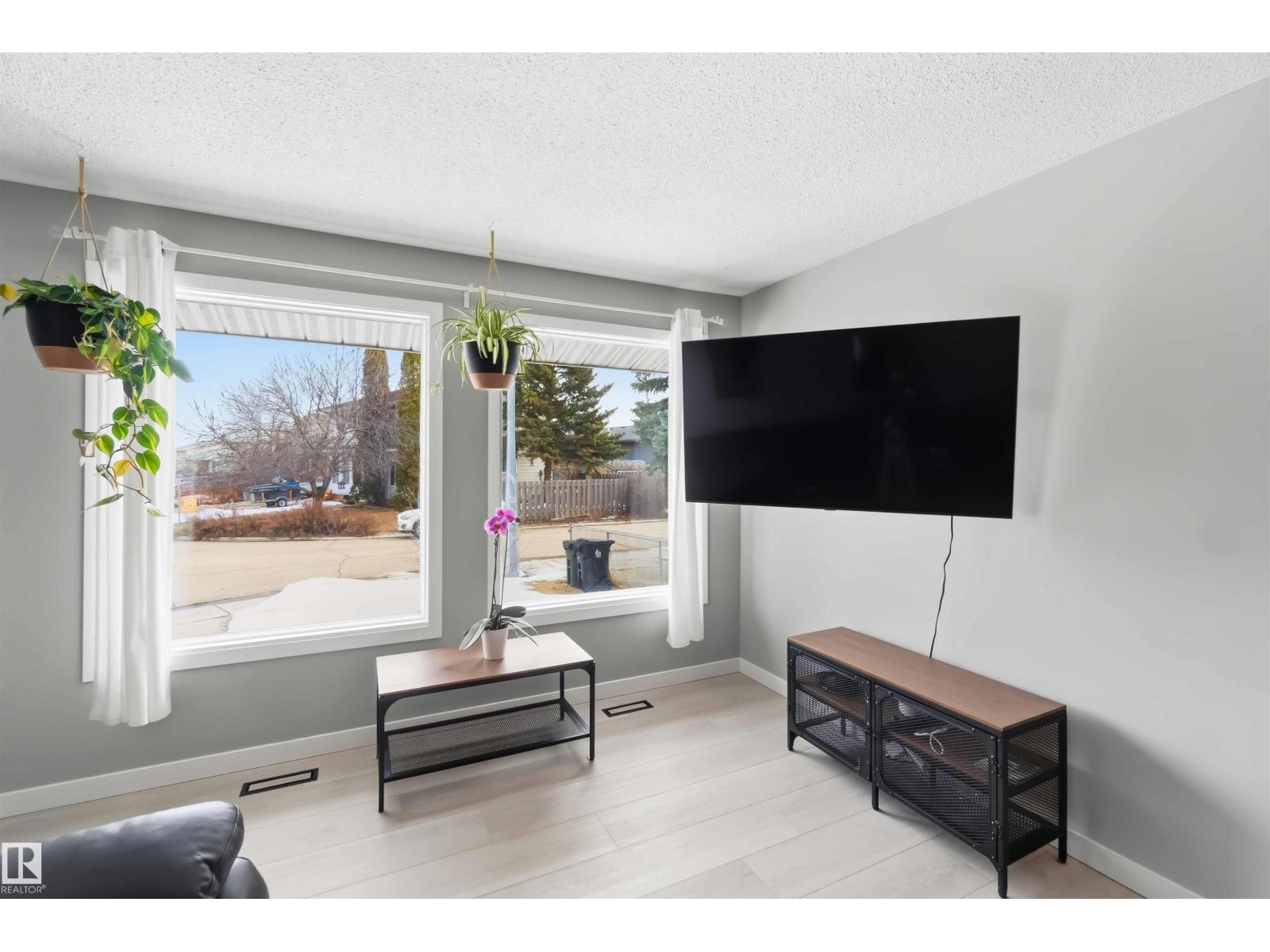 5 Wellington Cr, Spruce Grove, Alberta  T7X 1K6 - Photo 5 - E4480914