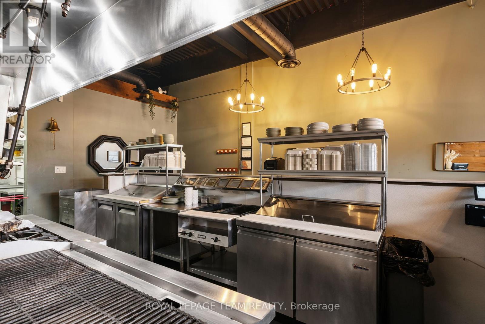 3 - 5556 Manotick Main Street, Ottawa, Ontario  K4M 1A3 - Photo 11 - X12966812