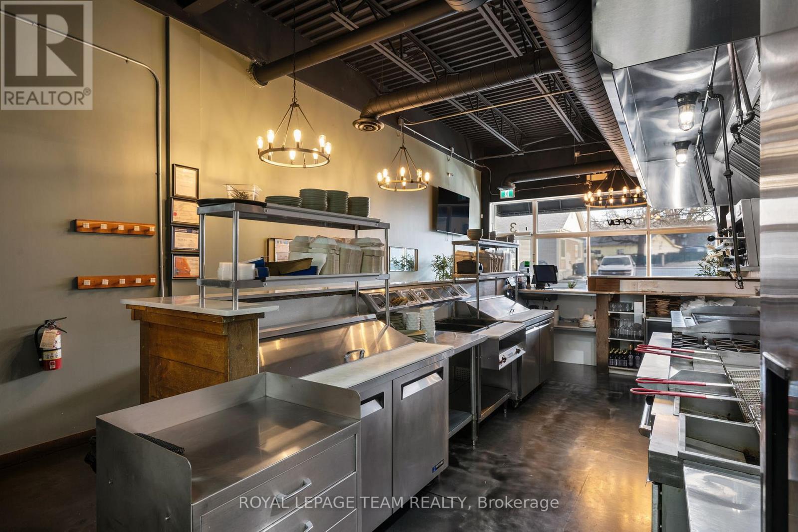 3 - 5556 Manotick Main Street, Ottawa, Ontario  K4M 1A3 - Photo 13 - X12966812