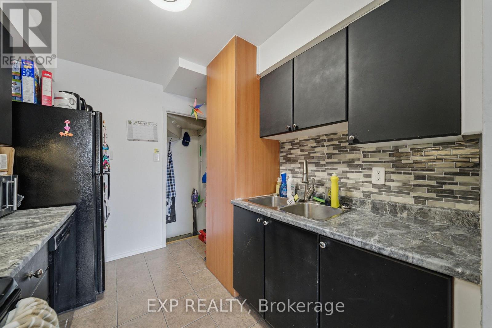 11 - 1675 Heatherington Road, Ottawa, Ontario  K1V 8V8 - Photo 11 - X12966978