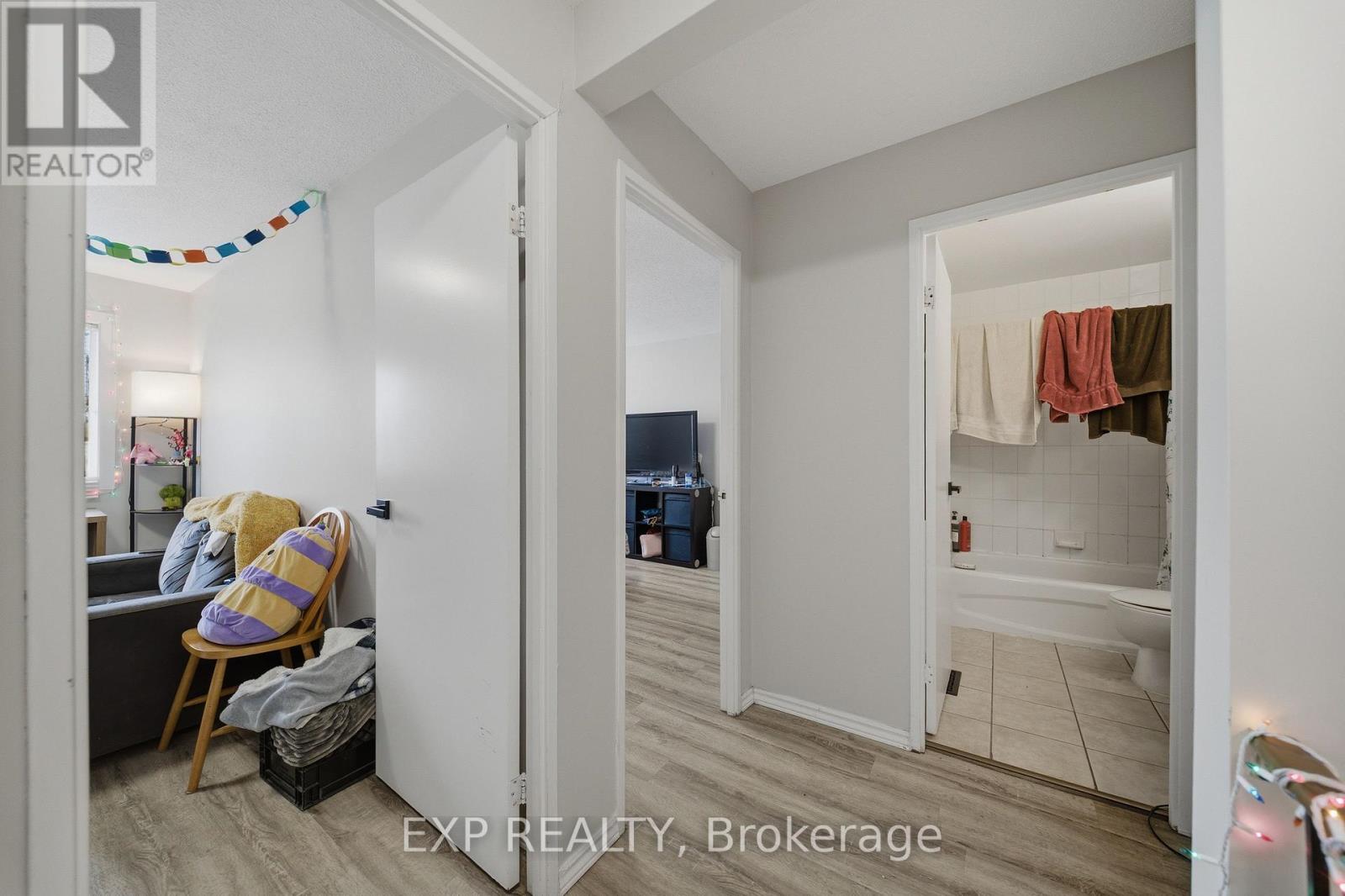 11 - 1675 Heatherington Road, Ottawa, Ontario  K1V 8V8 - Photo 15 - X12966978