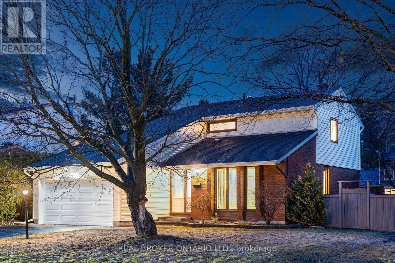 11 Melville Drive, Ottawa, Ontario  K2J 2B7 - Photo 1 - X12966980