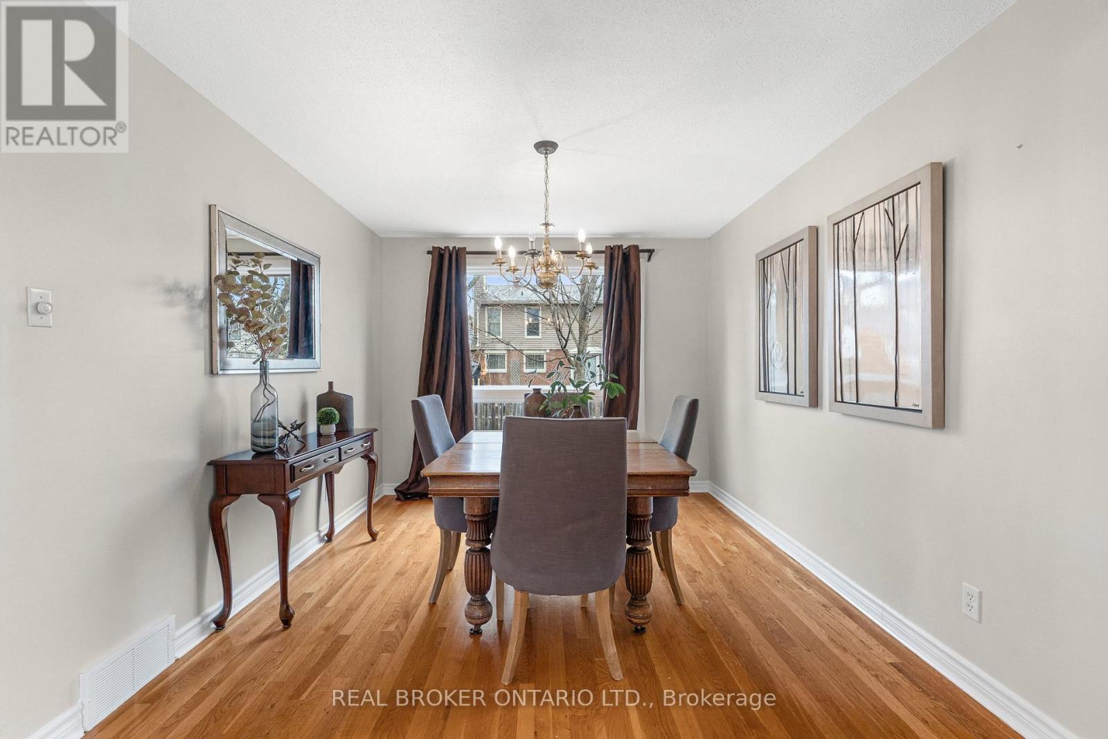 11 Melville Drive, Ottawa, Ontario  K2J 2B7 - Photo 15 - X12966980