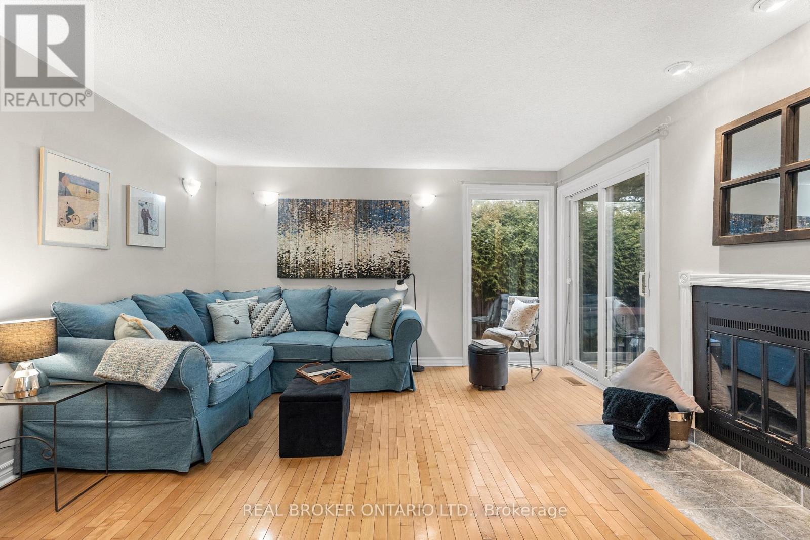 11 Melville Drive, Ottawa, Ontario  K2J 2B7 - Photo 20 - X12966980