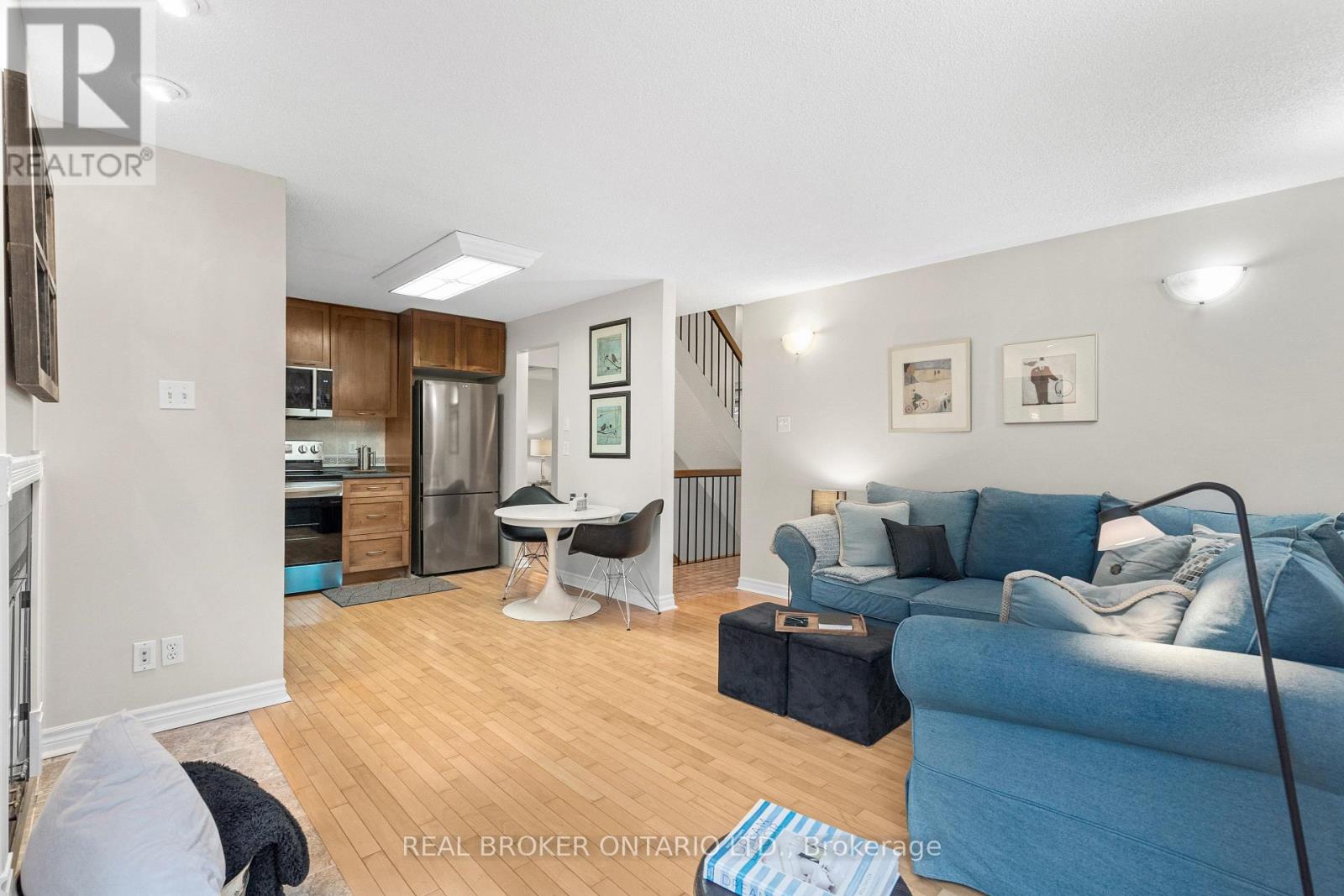 11 Melville Drive, Ottawa, Ontario  K2J 2B7 - Photo 21 - X12966980