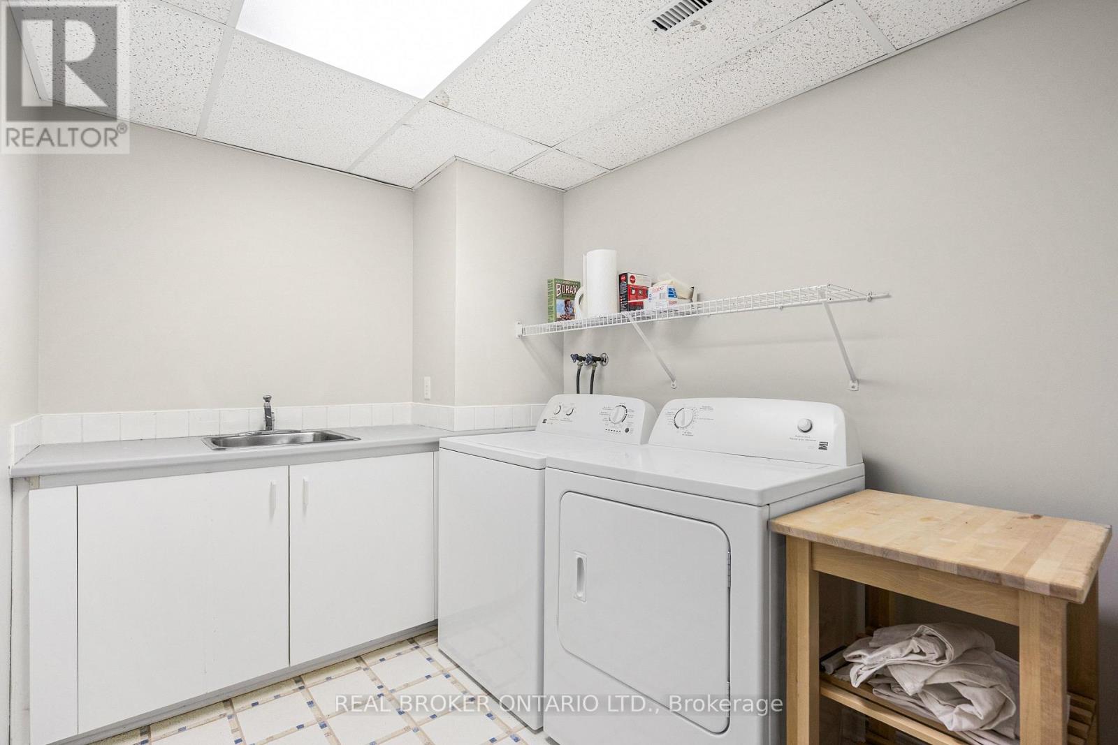 11 Melville Drive, Ottawa, Ontario  K2J 2B7 - Photo 42 - X12966980