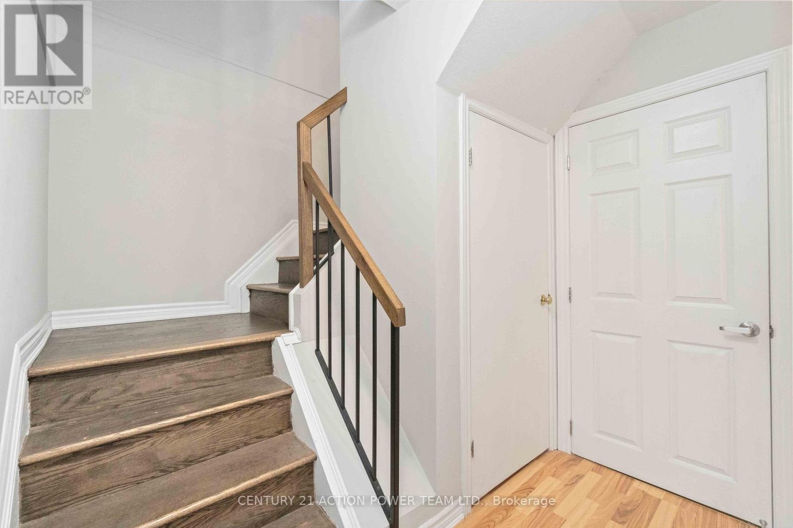 904 Tanguay Court, Ottawa, Ontario  K2L 3X5 - Photo 19 - X12966994